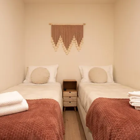 In - Magno House * Apúlia